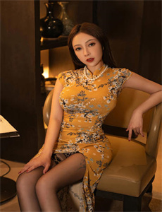《女员工的滋味》3免费观看